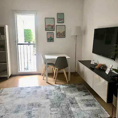 Connie S Free Parking Apartment Lugano