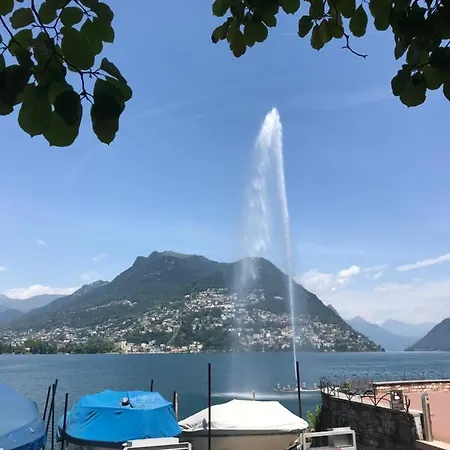 Connie S Free Parking Апартаменти *