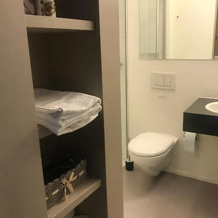 Connie S Free Parking Apartment Lugano